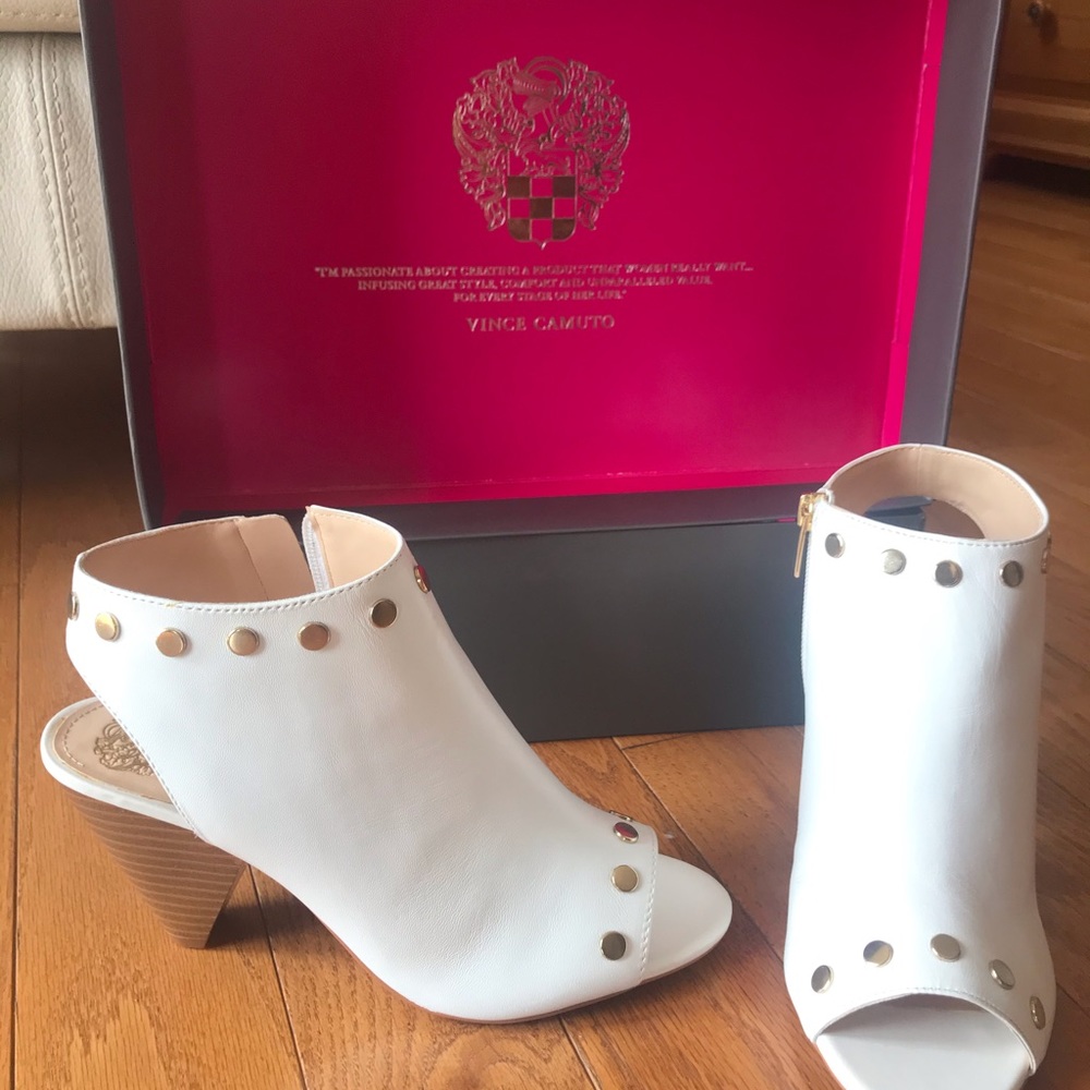 Vince Camuto sandals